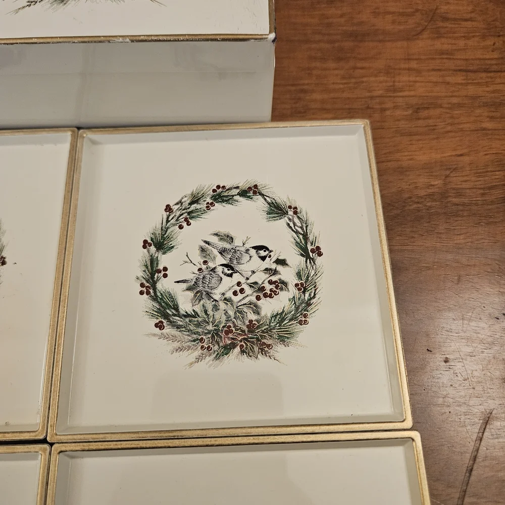 Otagiri Lacquerware Coaster Set Of 4 Square Box Bird Sitting on Wreath Christmas